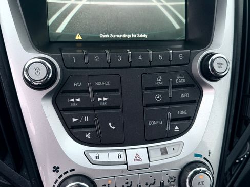 Used 2014 Chevrolet Equinox LT w/ Driver Convenience Package FWD image 13