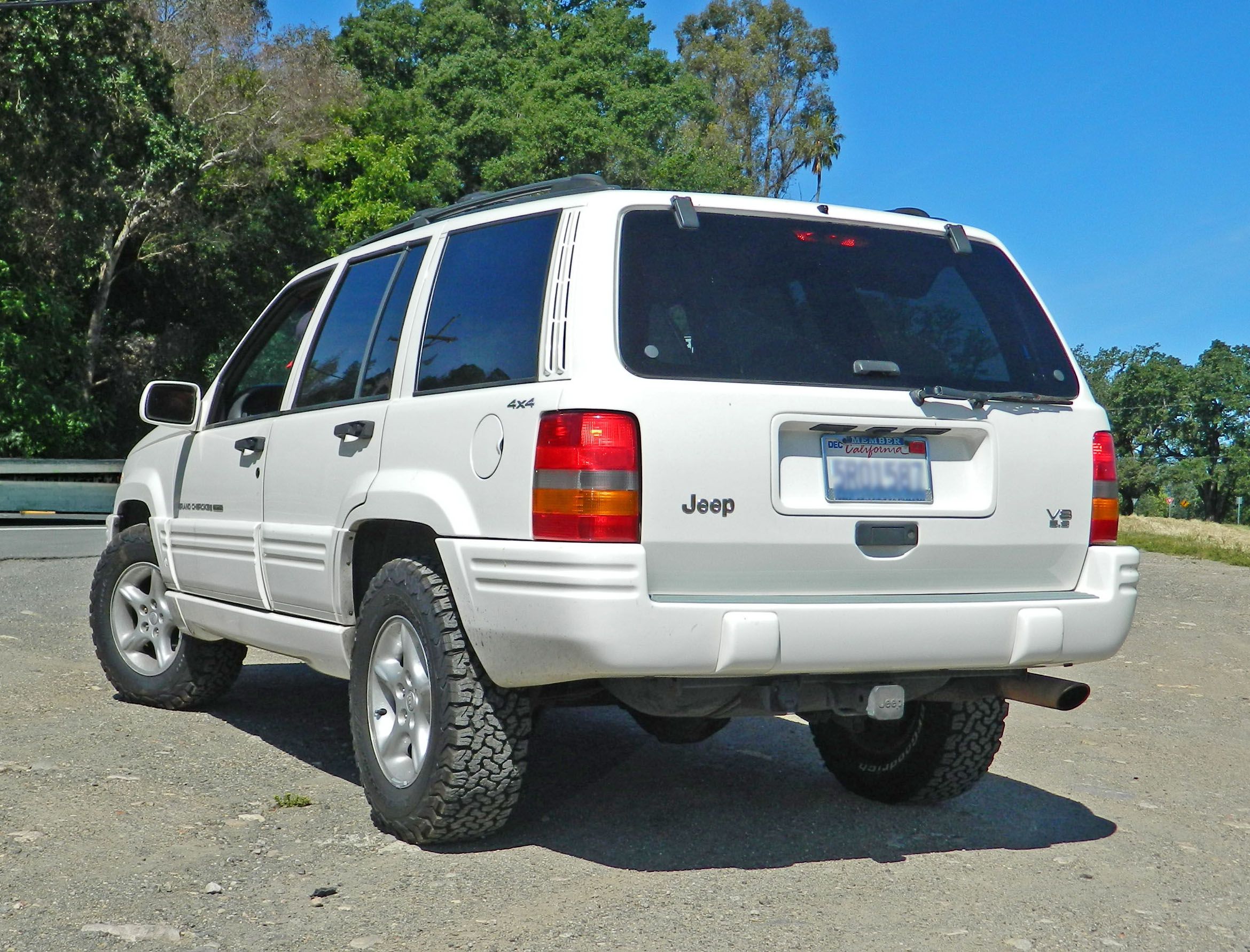 Used 1998 Jeep Grand Cherokee Limited AWD/4WD image 4