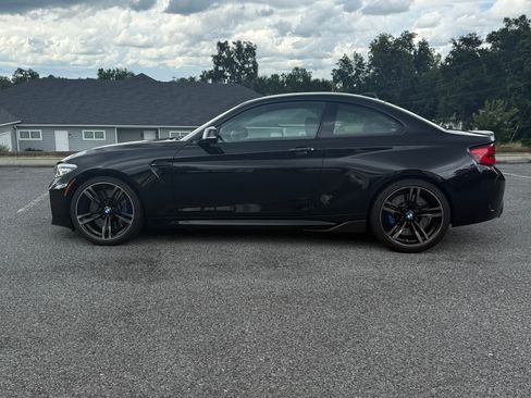Used 2018 BMW M2 w/ Executive Package RWD image 5