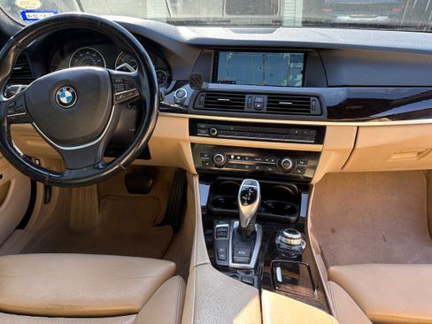 Used 2012 BMW 535i xDrive Sedan image 10
