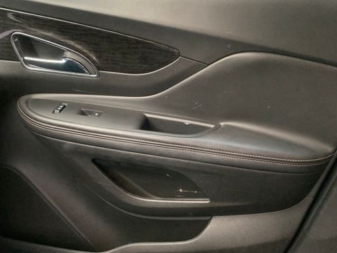 Used 2015 Buick Encore Convenience FWD image 14