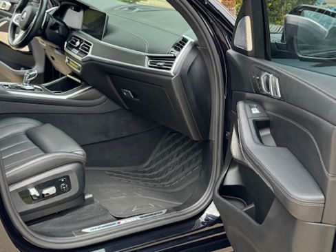 Used 2020 BMW X7 M50i AWD/4WD image 10