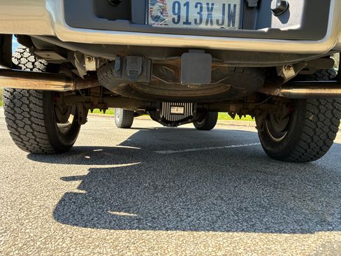 Used 2005 Ford F150 Lariat image 11