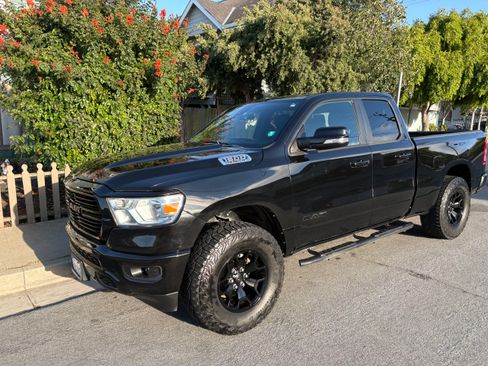 Used 2021 RAM 1500 Big Horn w/ Trailer Tow Group AWD/4WD image 2