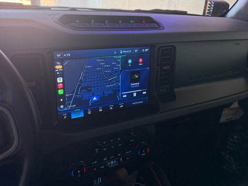 Used 2022 Ford Bronco Badlands w/ Sasquatch Package image 15