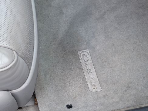 Used 2004 Lexus LS 430 image 9