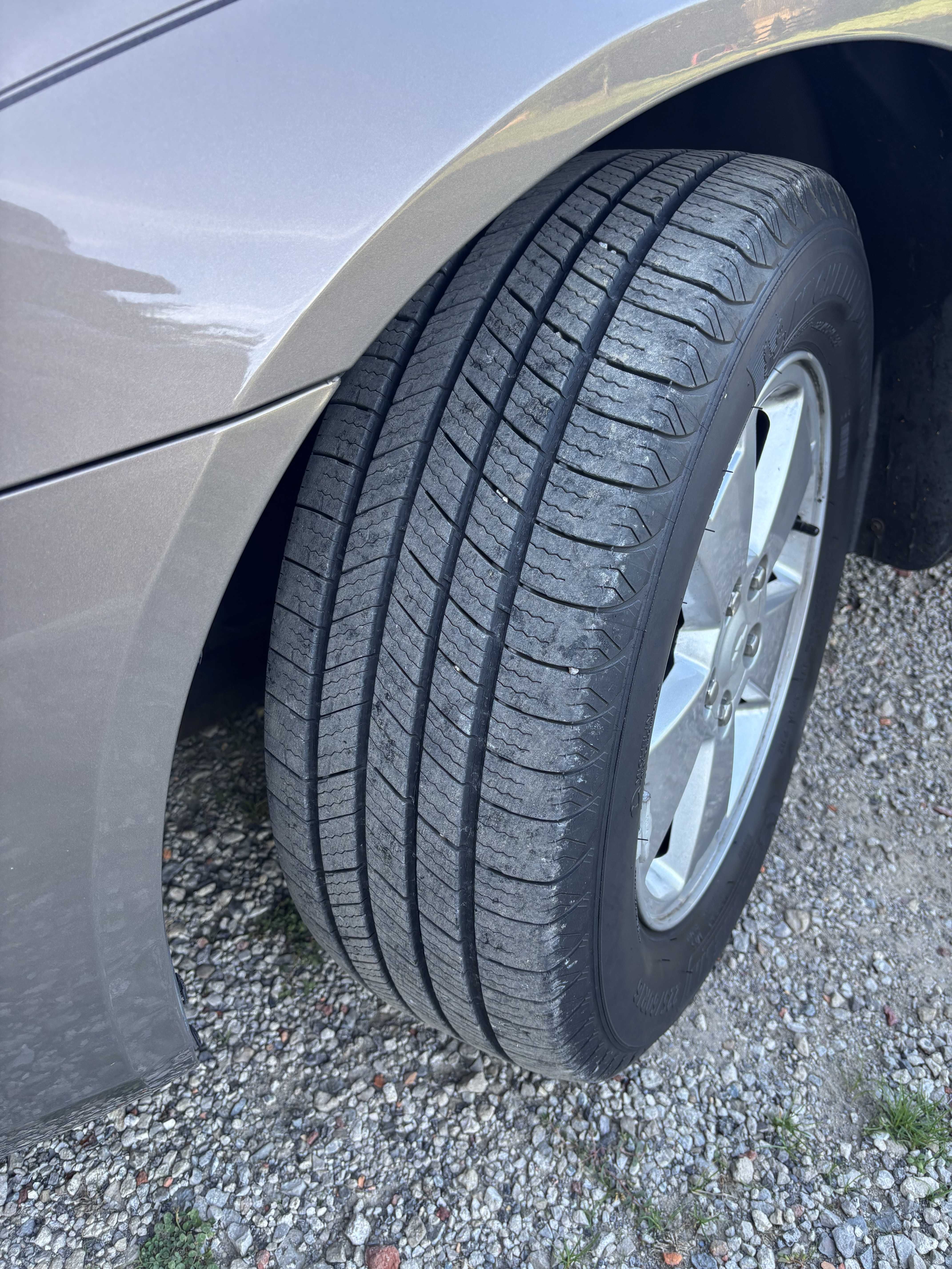 Used 2007 Chevrolet Impala LT FWD image 2