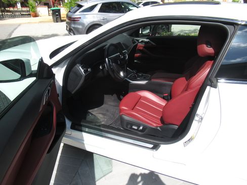 Used 2023 BMW 430i 430i Coupe 2D w/ Convenience Package image 4