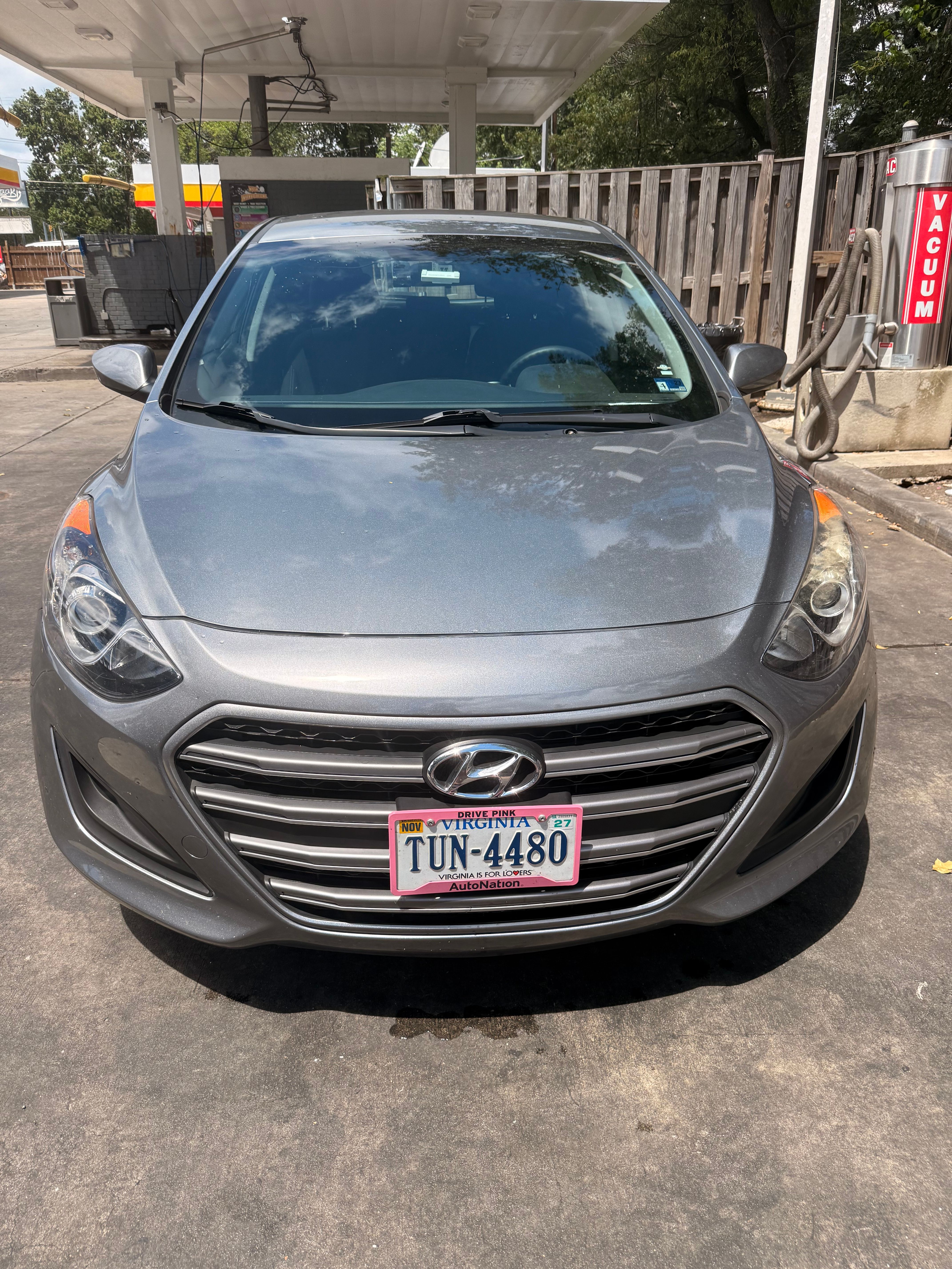 Used 2016 Hyundai Elantra GT FWD image 2