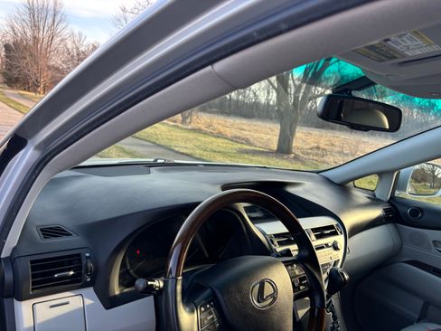 Used 2010 Lexus RX 350 AWD image 11