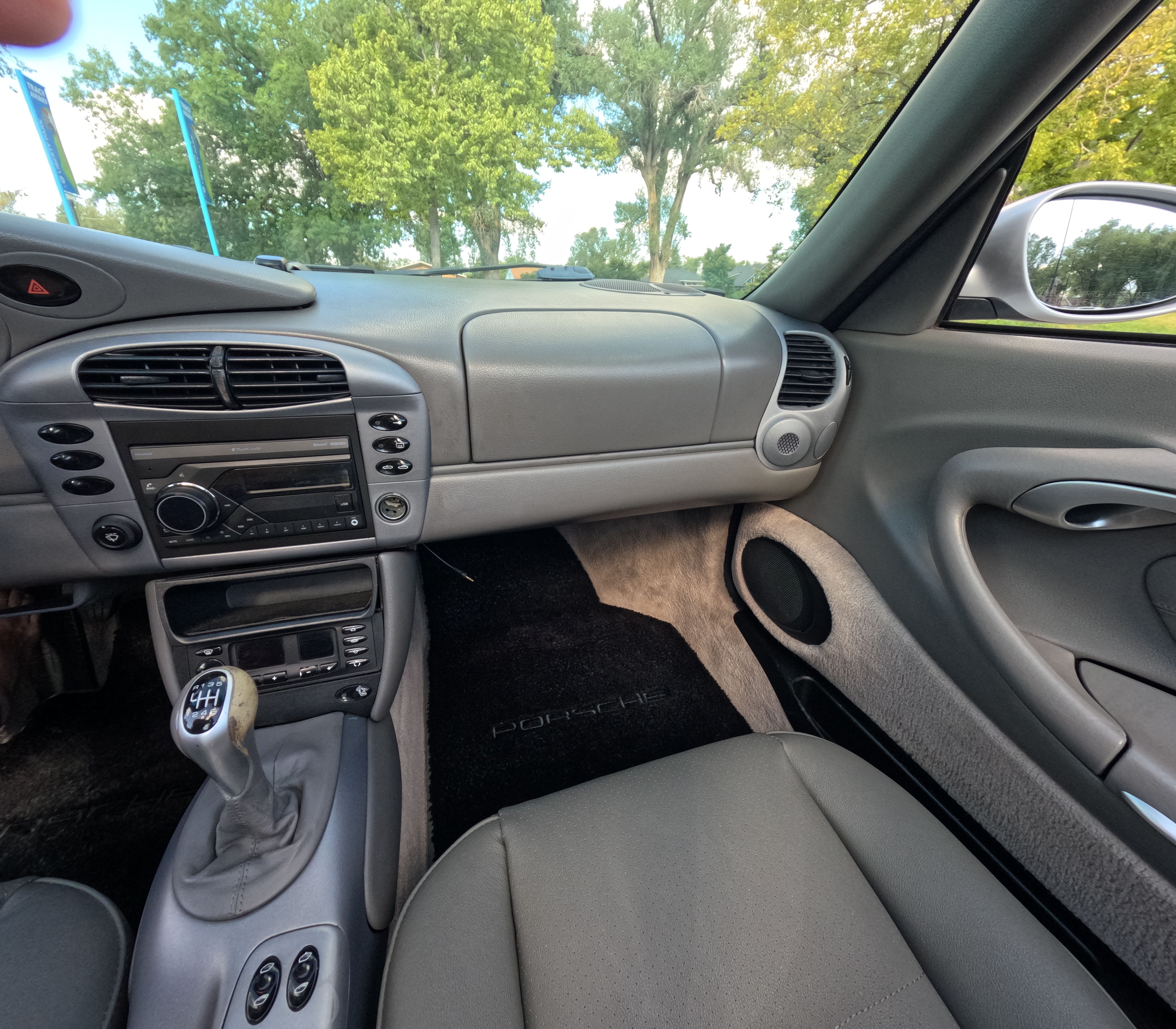 Used 2001 Porsche 911 Cabriolet image 20