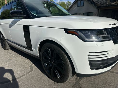 Used 2020 Land Rover Range Rover HSE image 6
