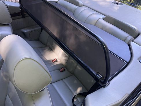 Used 1995 Mercedes-Benz E 320 Convertible image 10