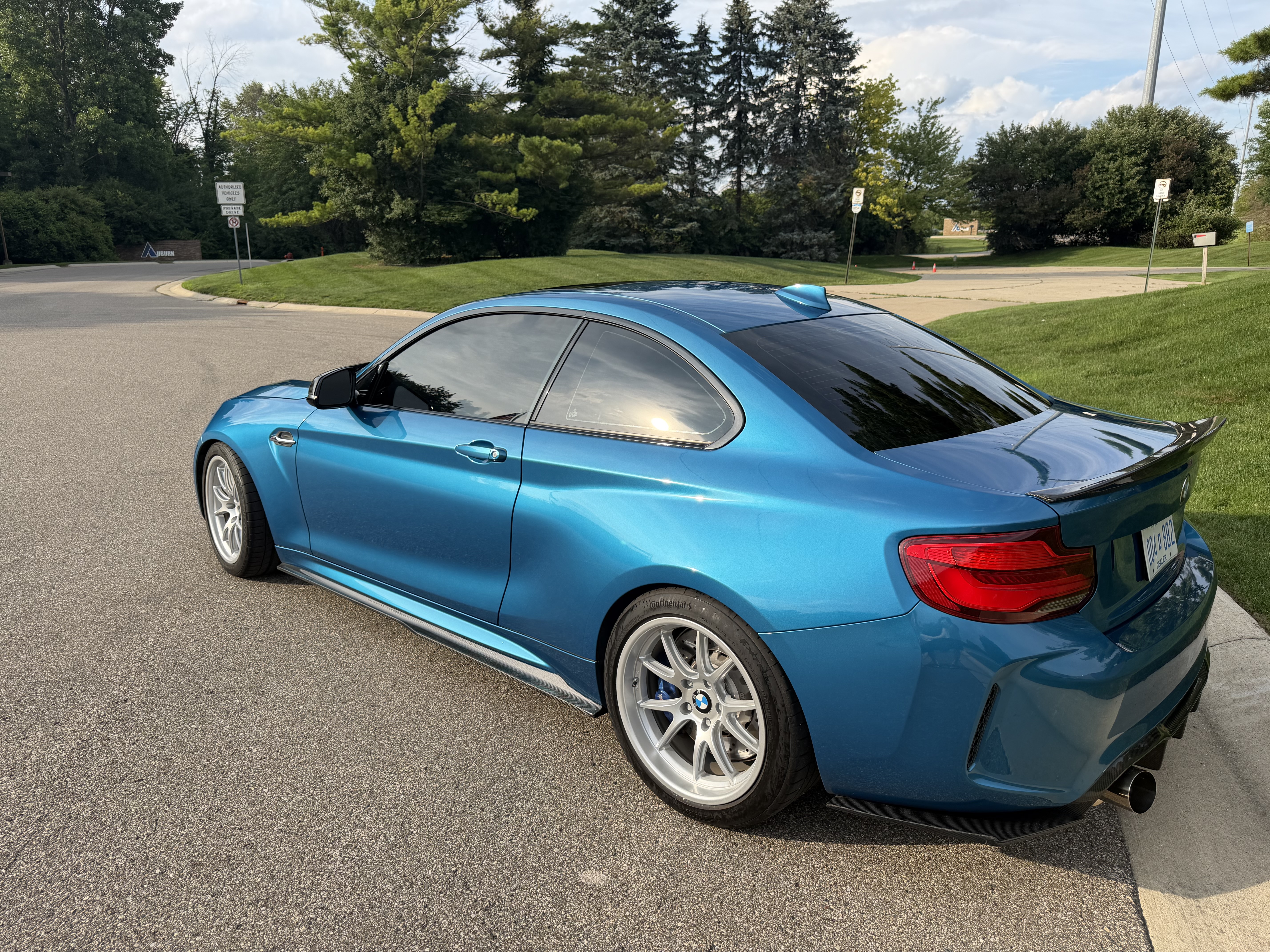 Used 2018 BMW M2 RWD image 5
