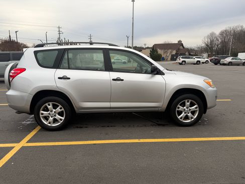 Used 2009 Toyota RAV4 4WD image 6