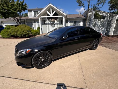 Used 2016 Mercedes-Benz Maybach S 600 image 1