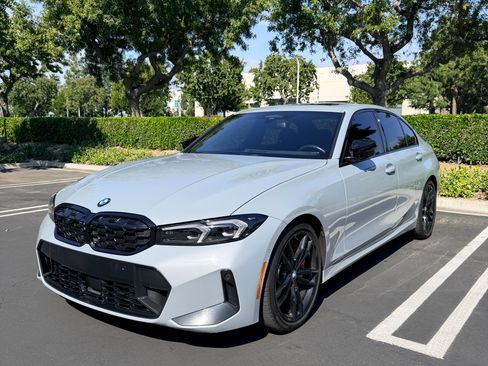 Used 2024 BMW M340i image 10