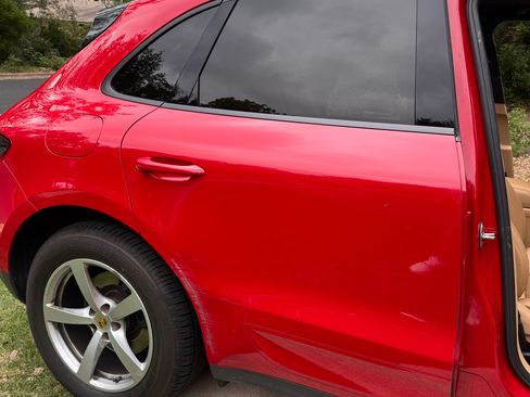 Used 2017 Porsche Macan AWD/4WD image 12