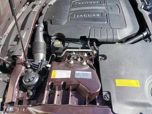 Used 2011 Jaguar XK Convertible image 23