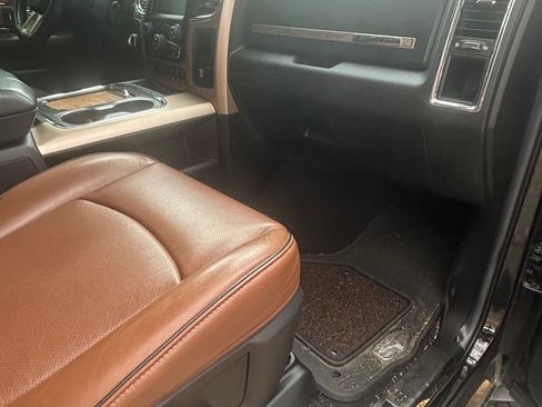 Used 2016 RAM 2500 Longhorn w/ Convenience Group image 9