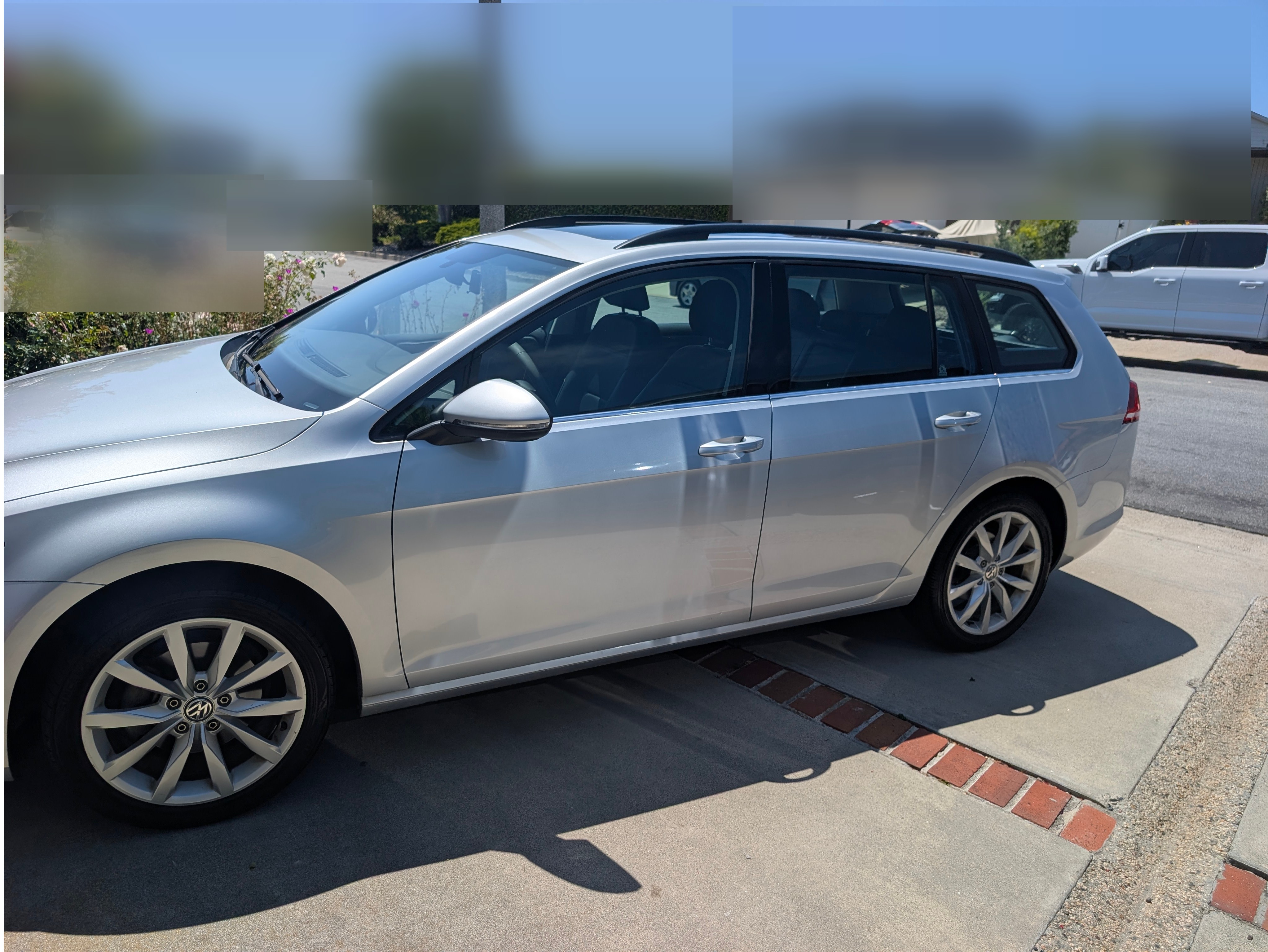 Used 2017 Volkswagen Golf SE FWD image 10
