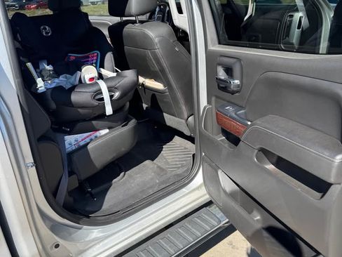 Used 2017 GMC Sierra 1500 SLT image 17