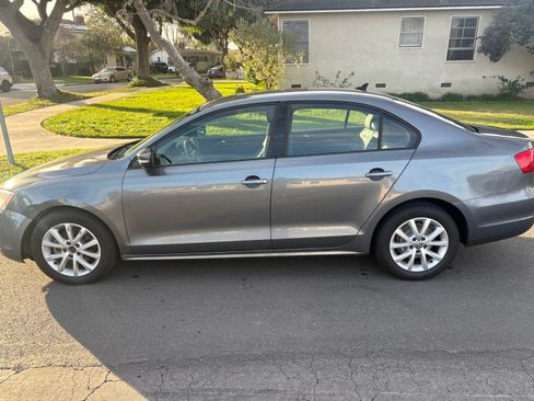 Used 2012 Volkswagen Jetta SE image 15