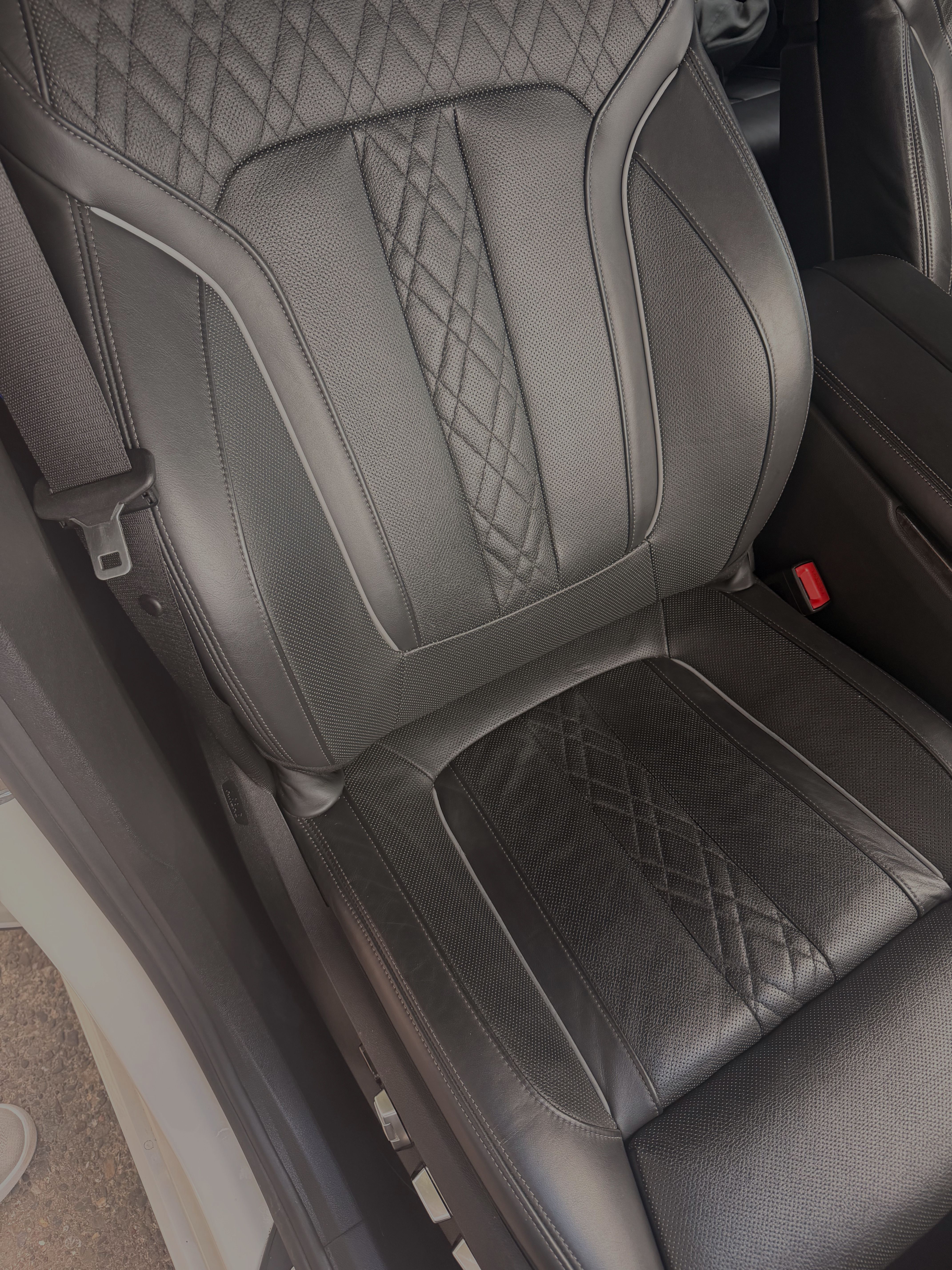 Used 2019 BMW 640i Gran Turismo xDrive w/ Luxury Seating Package AWD/4WD image 13