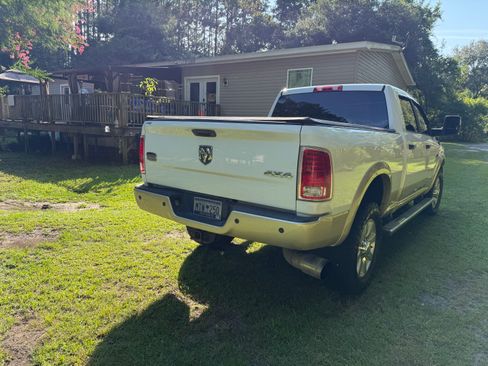 Used 2014 RAM 2500 Longhorn AWD/4WD image 5