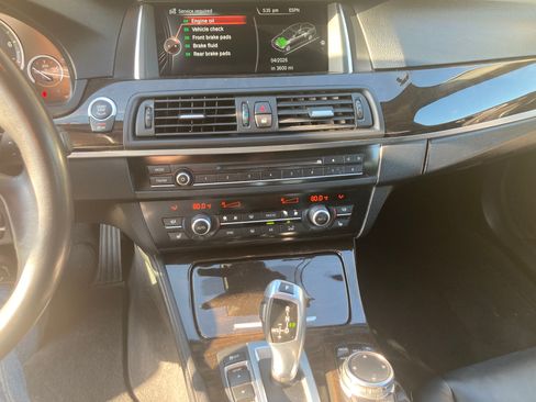 Used 2015 BMW 528i Sedan image 10