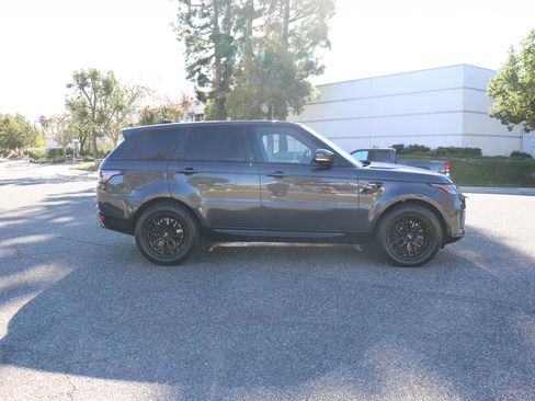 Used 2019 Land Rover Range Rover Sport HSE image 10