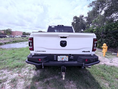 Used 2023 RAM 3500 Limited AWD/4WD image 4