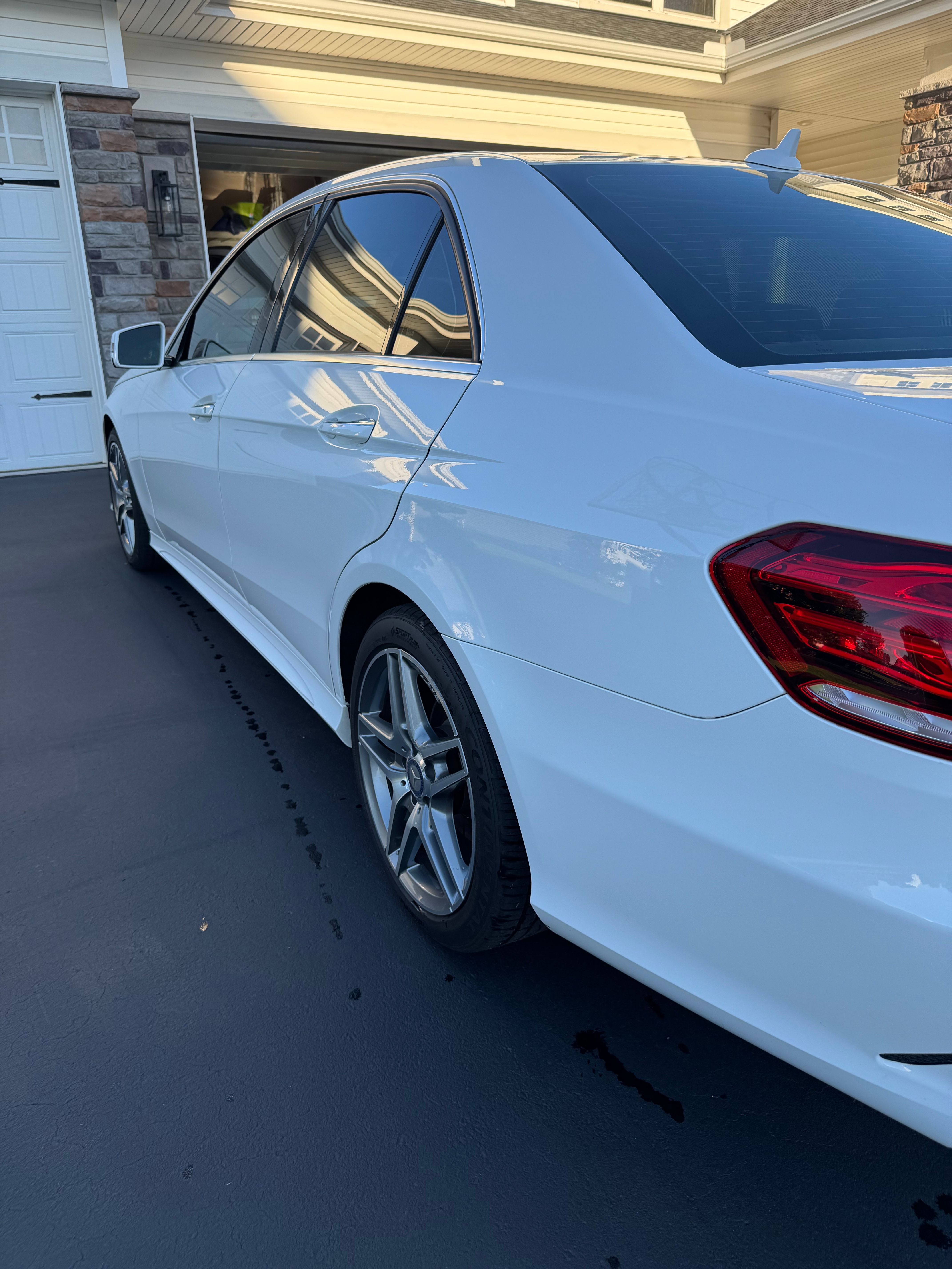 Used 2014 Mercedes-Benz E 350 4MATIC Sedan image 6