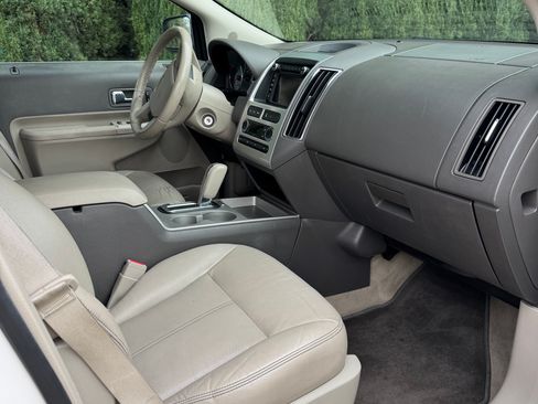 Used 2009 Ford Edge Limited image 11