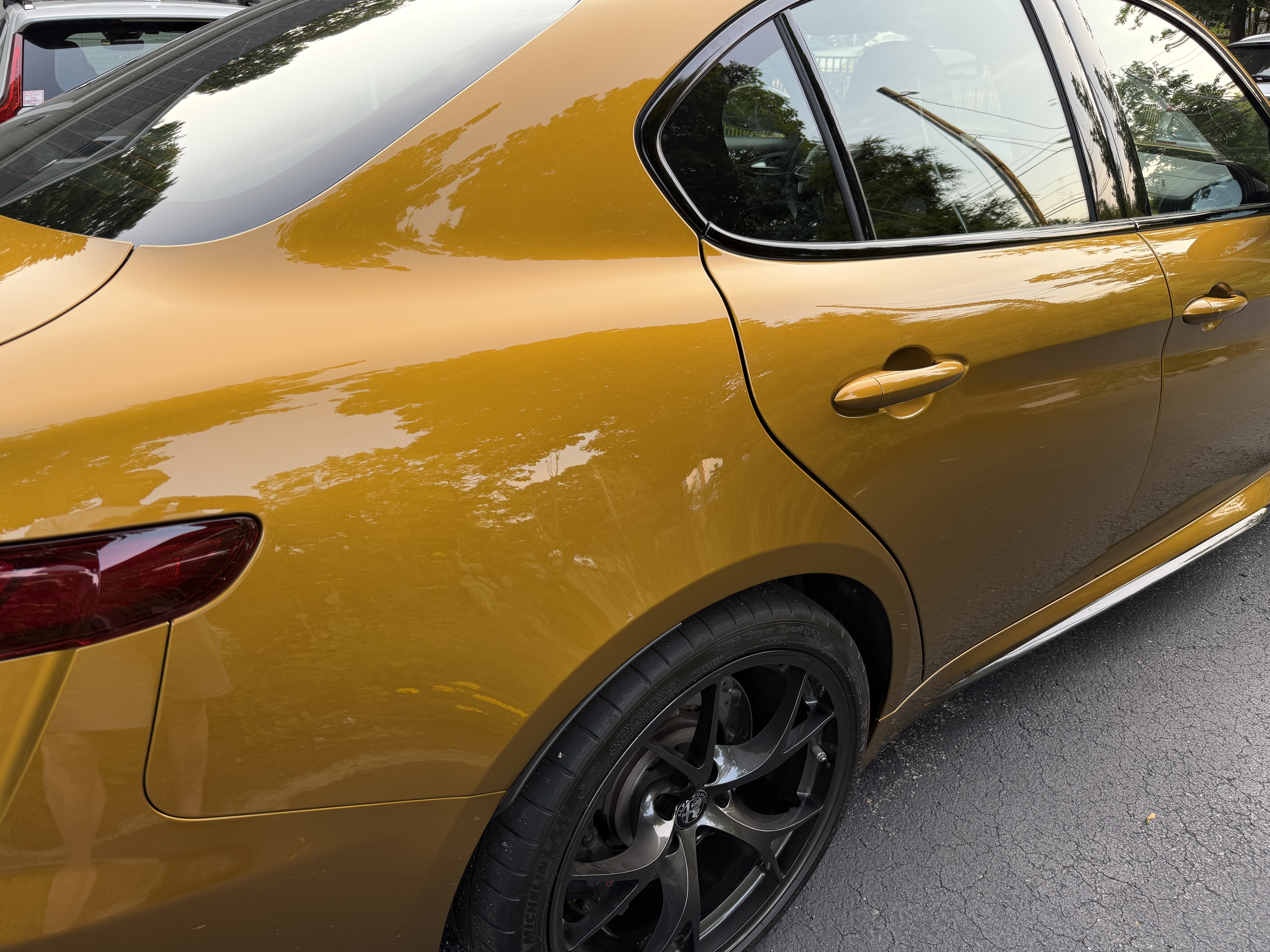 Used 2022 Alfa Romeo Giulia Quadrifoglio w/ Active Assist Plus Package RWD image 19
