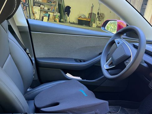 Used 2026 Tesla Model 3 RWD image 1