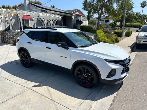 Used 2020 Chevrolet Blazer LT w/ Redline Edition AWD/4WD image 6