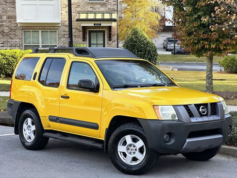 Used 2006 Nissan Xterra S w/ (W94) Tow Pkg image 2