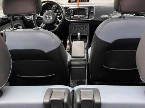 Used 2014 Volkswagen Beetle R-Line image 8