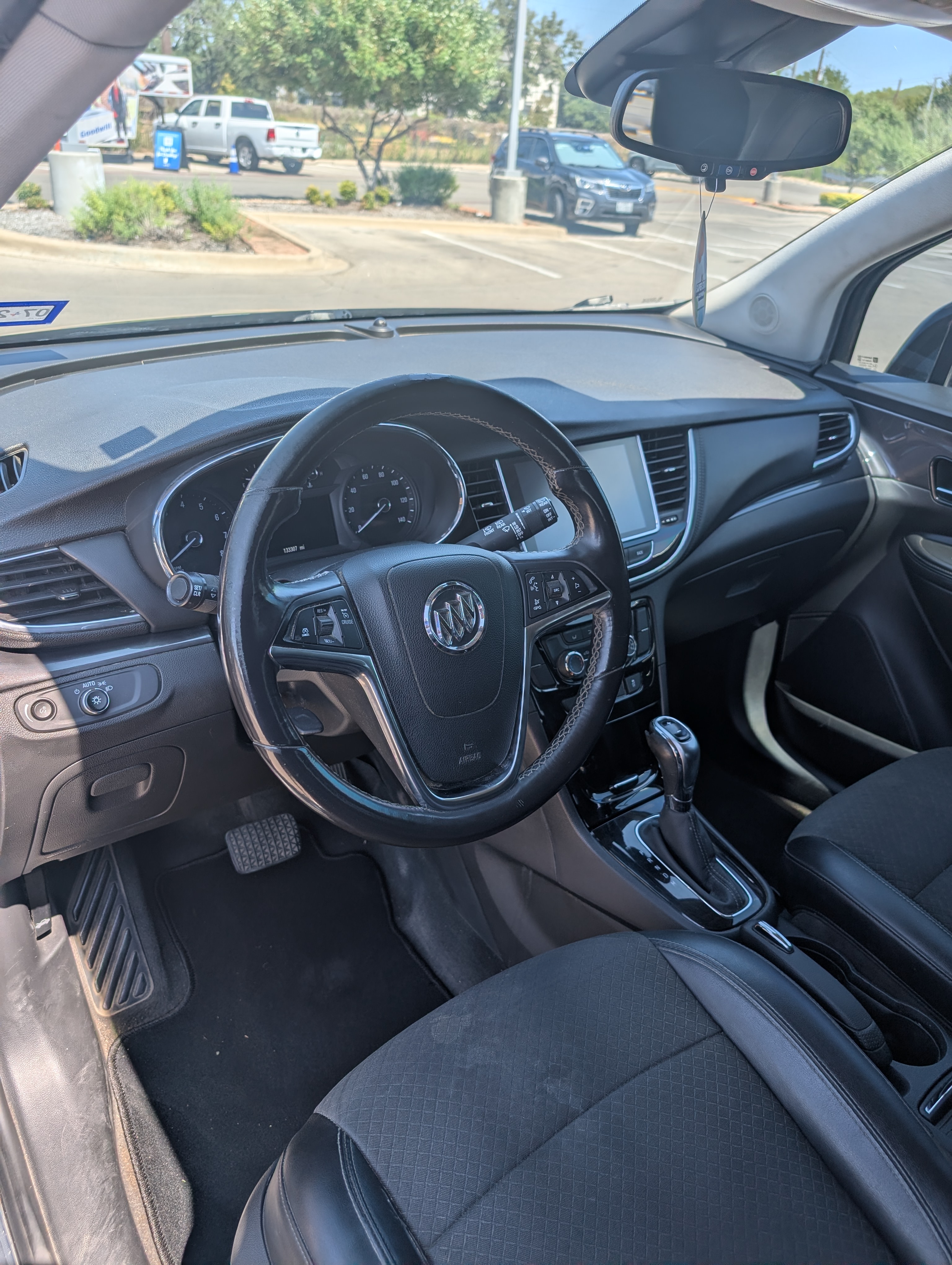 Used 2018 Buick Encore Preferred FWD image 9