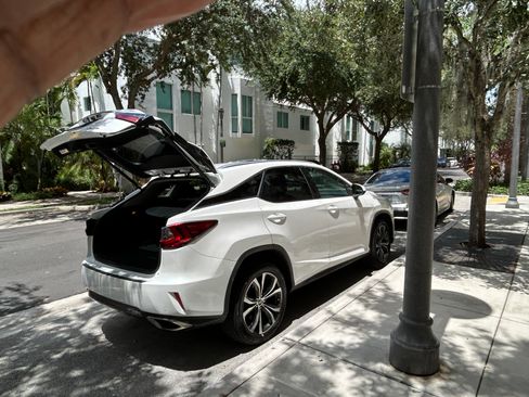 Used 2018 Lexus RX 350 FWD w/ Premium Package image 14