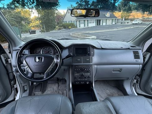 Used 2005 Honda Pilot EX-L image 15