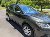 Used 2016 Nissan Rogue S image 5