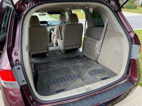 Used 2014 Honda Odyssey LX image 10