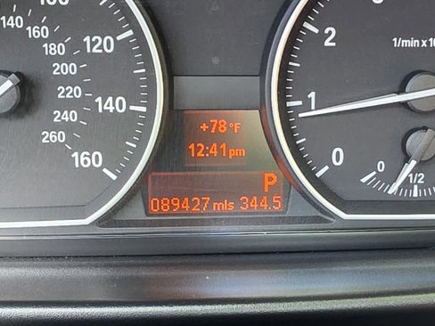 Used 2011 BMW 128i Convertible RWD image 11