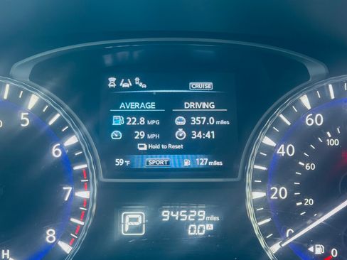 Used 2018 INFINITI QX60 FWD w/ Deluxe Technology Package image 16