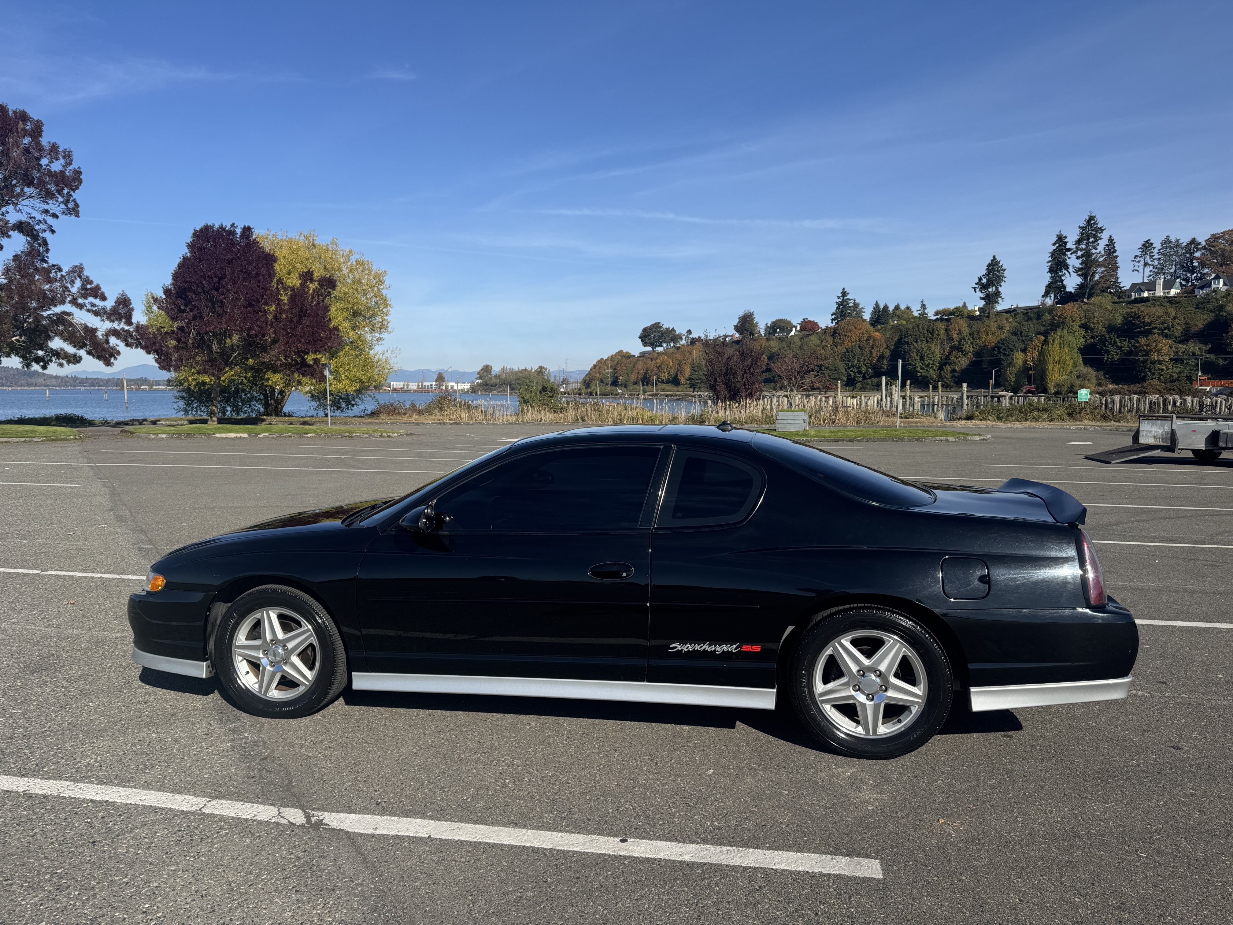 Used 2004 Chevrolet Monte Carlo SS w/ Preferred Equipment Group FWD image 2
