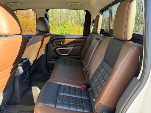 Used 2018 Nissan Titan Platinum Reserve w/ Platinum Utility Package image 13