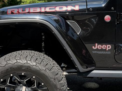 Used 2018 Jeep Wrangler Unlimited Rubicon AWD/4WD image 16