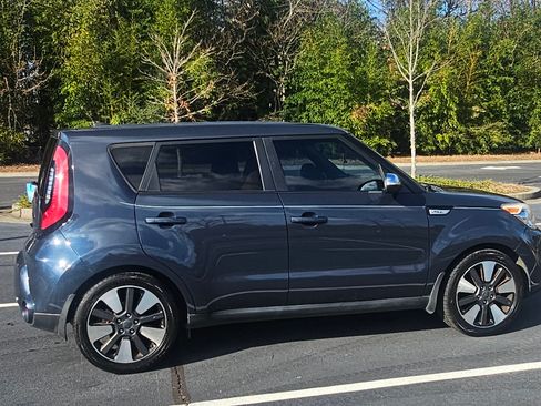 Used 2016 Kia Soul ! w/ Umber Package 1 image 17
